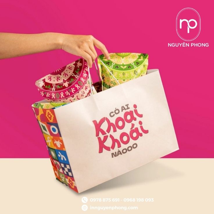 Mẫu túi giấy đựng thịt sấy in logo